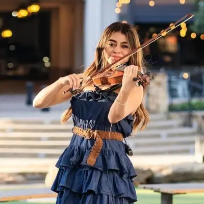 Sofia Lopez Violinista